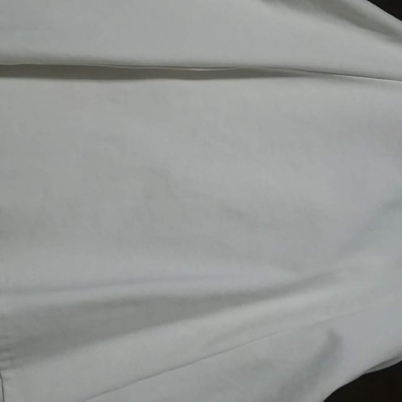 Gorgeous white dress - Picture 2 of 5